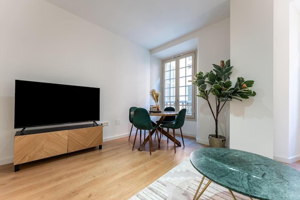Premium Flat In Malaga Center With Free Parking Appartement Buitenkant foto