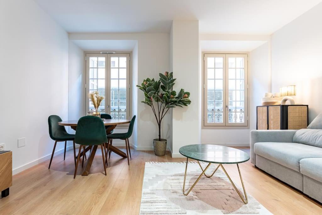 Premium Flat In Malaga Center With Free Parking Appartement Buitenkant foto